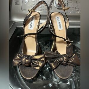 Steve Madden copper heels size 9